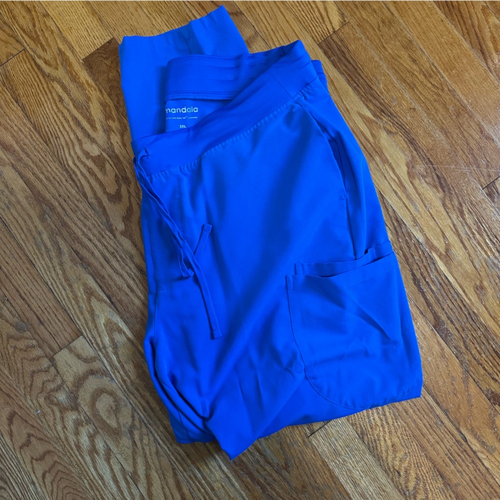 Mandala- 6 pocket slim scrub pants- royal blue